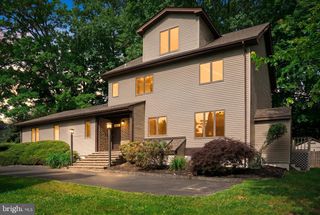 90 HOOVER AVE, Lawrence Township, NJ 08648
