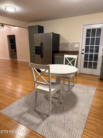 2117 Grey Ridge Rd, Maryville, TN 37801