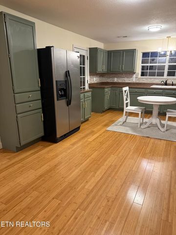 2117 Grey Ridge Rd, Maryville, TN 37801