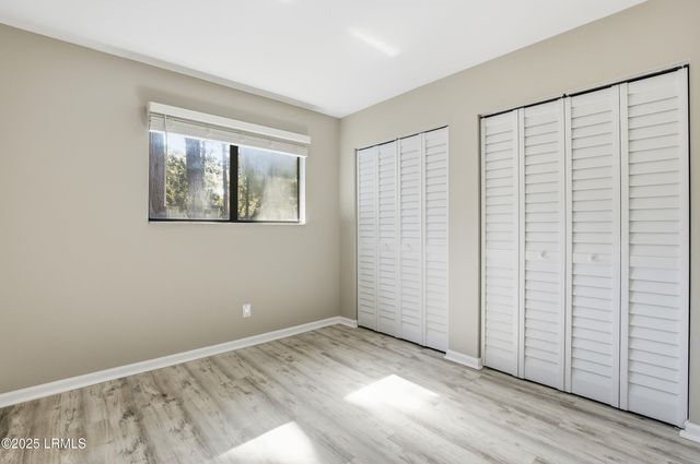 96 Mathews Dr Apt 213, Hilton Head Island, SC 29926