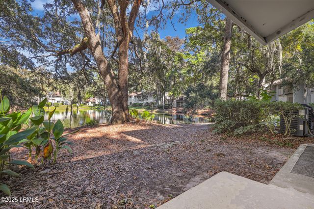 96 Mathews Dr Apt 213, Hilton Head Island, SC 29926