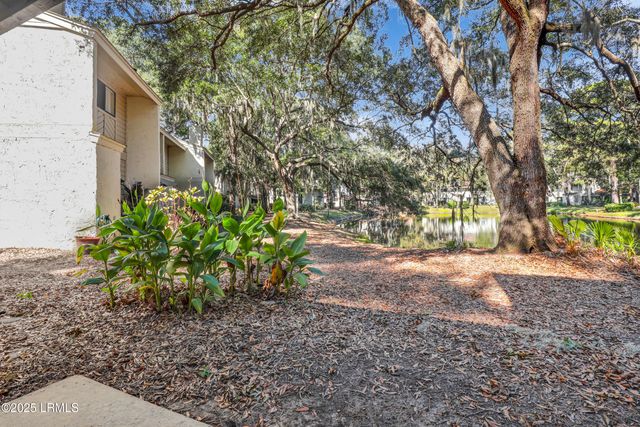 96 Mathews Dr Apt 213, Hilton Head Island, SC 29926