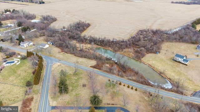 895 MARL PIT RD, Middletown, DE 19709