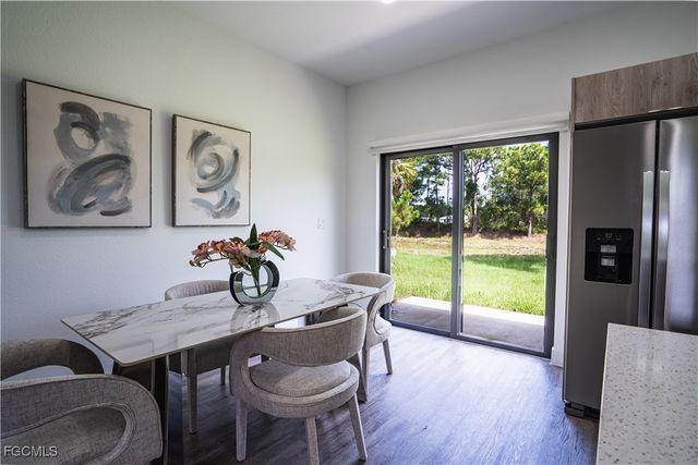 8050 Sherwood CIR, Labelle, FL 33935