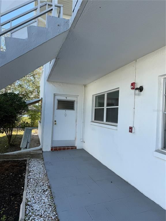 5895 18TH STREET N 9, St Petersburg, FL 33714