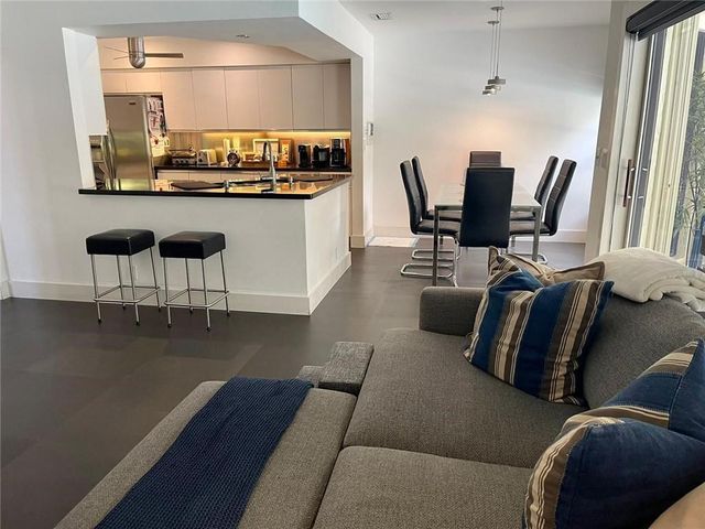 21723 Club Villa Terrace, Boca Raton, FL 33433