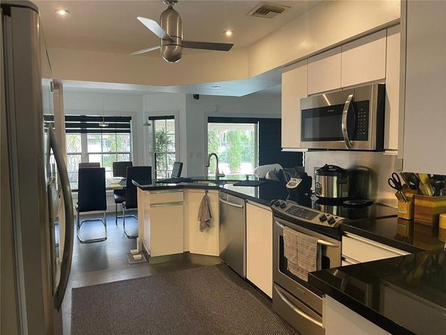 21723 Club Villa Terrace, Boca Raton, FL 33433