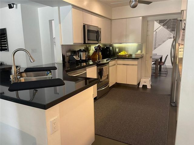 21723 Club Villa Terrace, Boca Raton, FL 33433