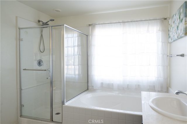 17693 Bittermint, San Bernardino, CA 92407