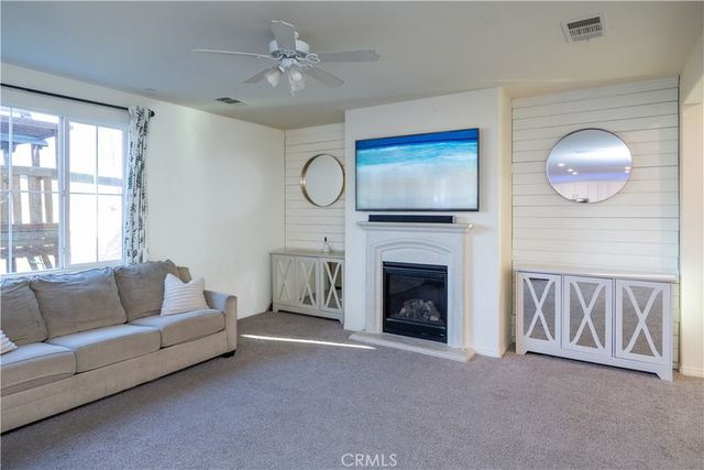 17693 Bittermint, San Bernardino, CA 92407