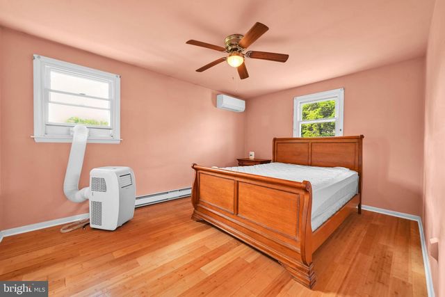 729 LITITZ RD, Manheim, PA 17545