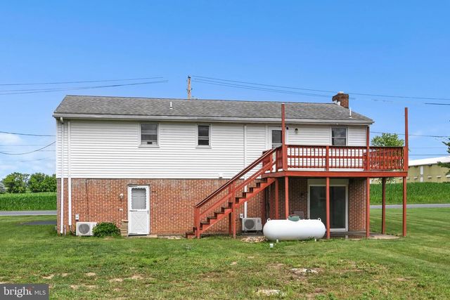 729 LITITZ RD, Manheim, PA 17545