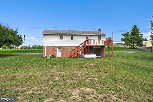 729 LITITZ RD, Manheim, PA 17545