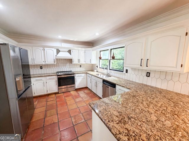 644 Laurel Wood Drive SW, Marietta, GA 30064