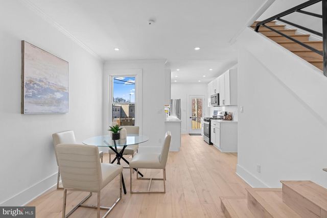 939 SHEPHERD ST NW, Washington, DC 20011