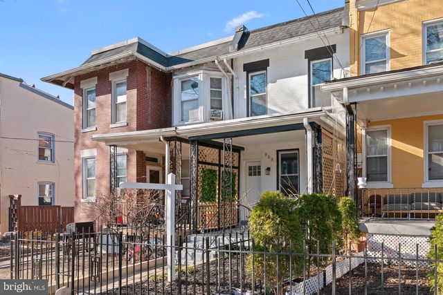 939 SHEPHERD ST NW, Washington, DC 20011