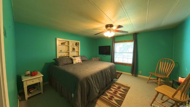 857 Madrona, Pipe Creek, TX 78063