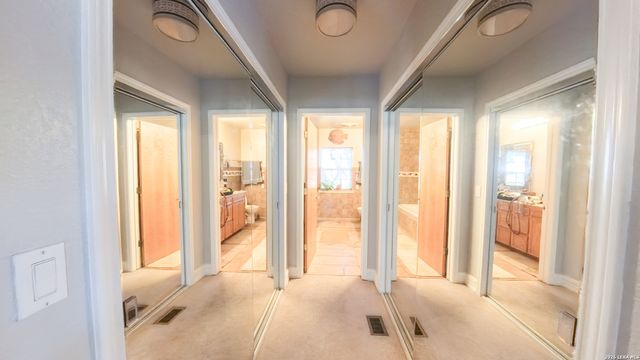 857 Madrona, Pipe Creek, TX 78063