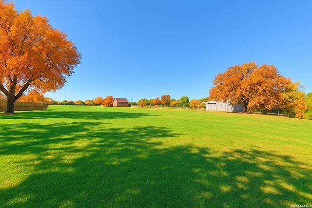 857 Madrona, Pipe Creek, TX 78063