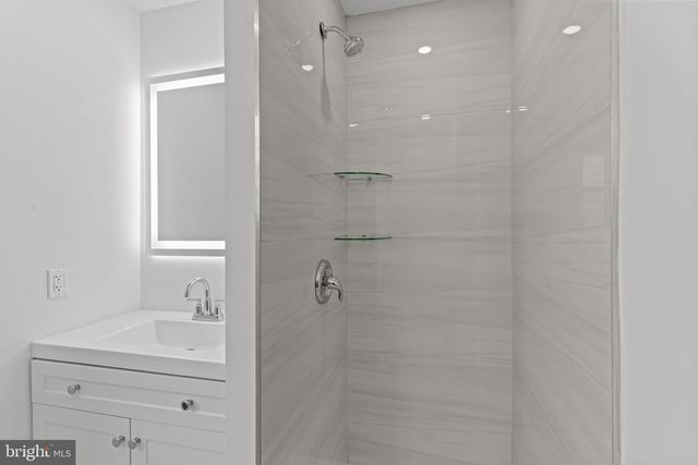 9839 HALDEMAN AVE, Philadelphia, PA 19115