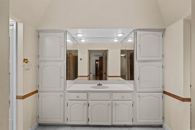 18 Hazelwood, Conway, AR 72032