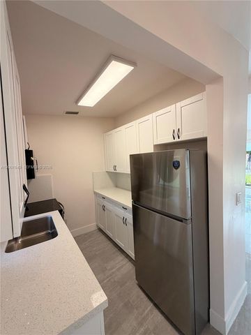 318 NW 30th Ter, Fort Lauderdale, FL 33311