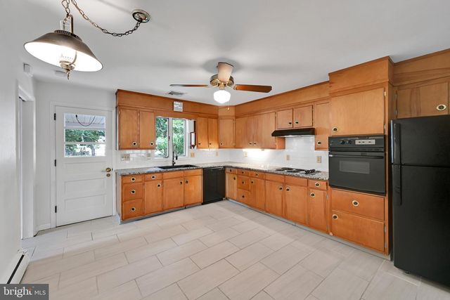 176 WERNERSVILLE, Wernersville, PA 19565