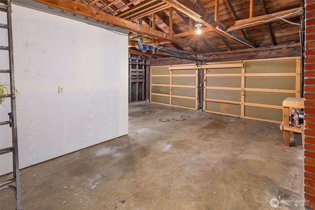 21124 50th Place W, Lynnwood, WA 98036