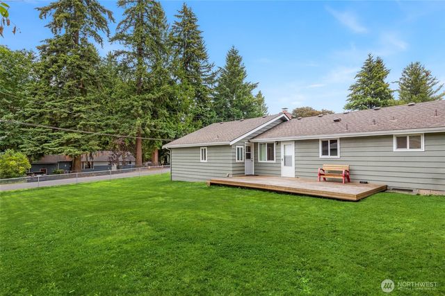 21124 50th Place W, Lynnwood, WA 98036