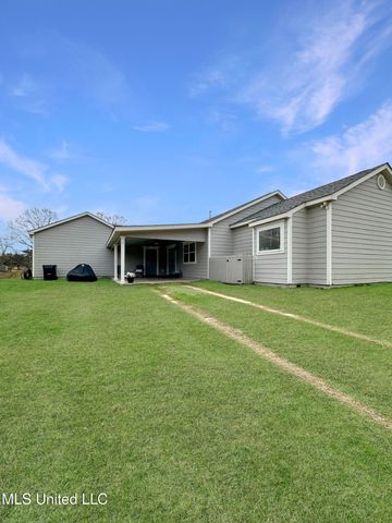 3064 Highway 53, Poplarville, MS 39470