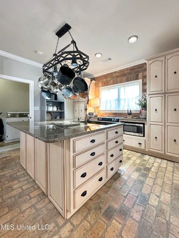 3064 Highway 53, Poplarville, MS 39470