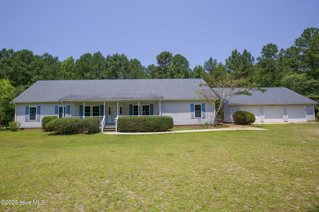 424 Bingham Street, Carthage, NC 28327
