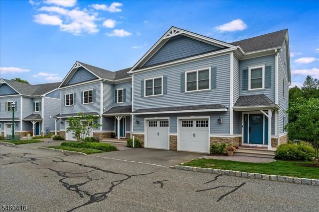 6 Clover Court, Berkeley Heights Twp., NJ 07922
