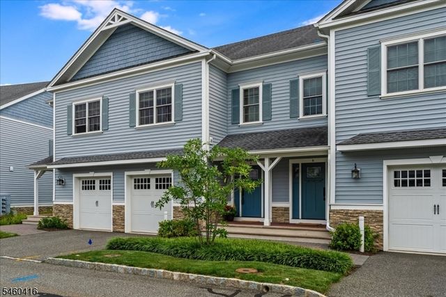 6 Clover Court, Berkeley Heights Twp., NJ 07922