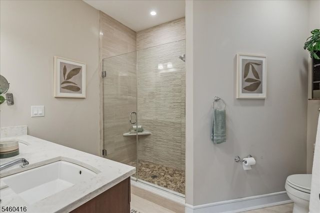 6 Clover Court, Berkeley Heights Twp., NJ 07922