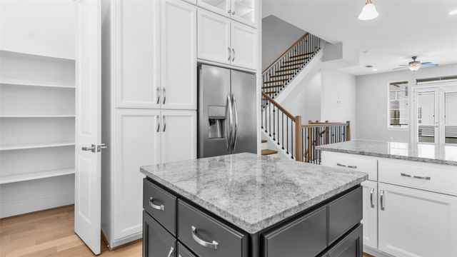 5429 Larkin Street, Houston, TX 77007