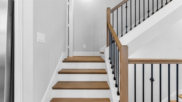 5429 Larkin Street, Houston, TX 77007