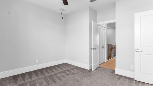 5429 Larkin Street, Houston, TX 77007