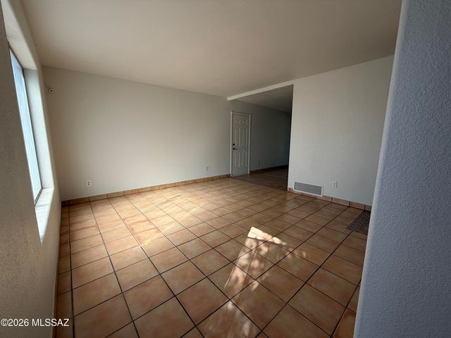 5349 S Greenway Drive, Tucson, AZ 85706