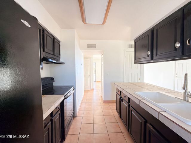 5349 S Greenway Drive, Tucson, AZ 85706