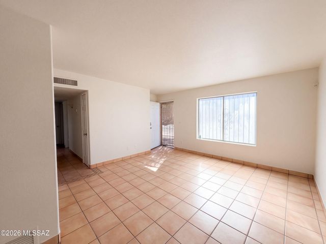 5349 S Greenway Drive, Tucson, AZ 85706