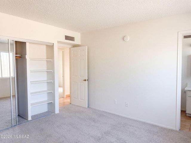 5349 S Greenway Drive, Tucson, AZ 85706
