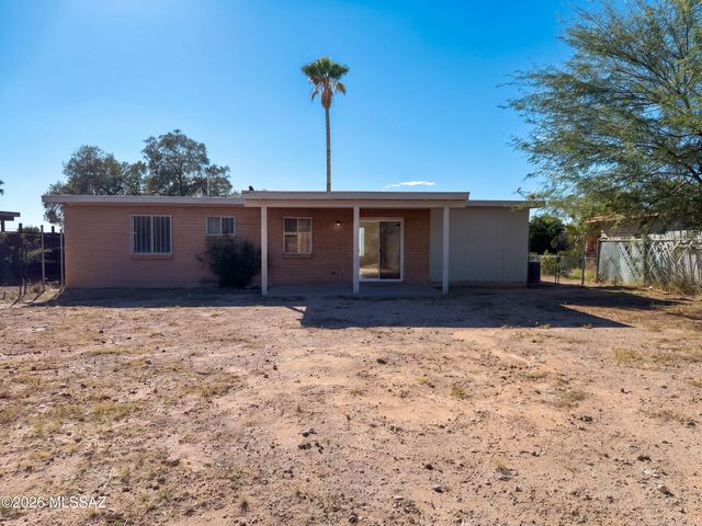 5349 S Greenway Drive, Tucson, AZ 85706