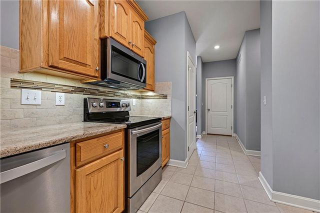 15984 W 159th Terrace, Olathe, KS 66062