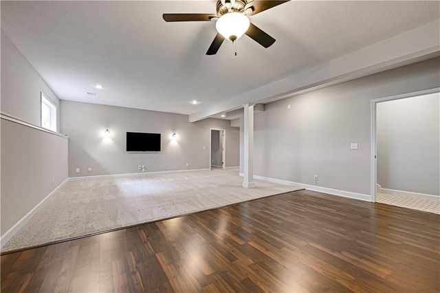 15984 W 159th Terrace, Olathe, KS 66062