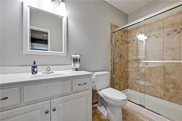 15984 W 159th Terrace, Olathe, KS 66062