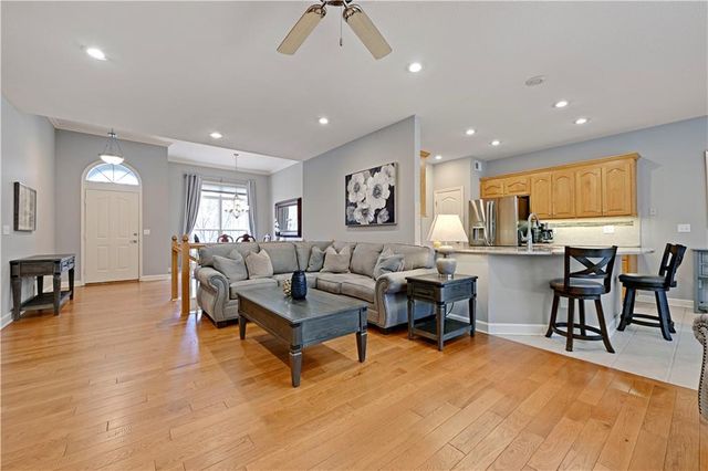 15984 W 159th Terrace, Olathe, KS 66062