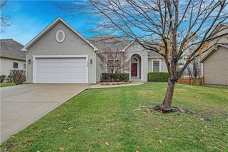 15984 W 159th Terrace, Olathe, KS 66062