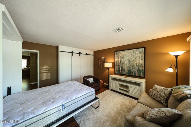 2064 S FARNSWORTH Drive 25, Mesa, AZ 85209