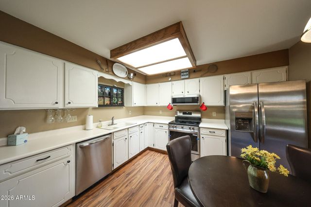 2064 S FARNSWORTH Drive 25, Mesa, AZ 85209